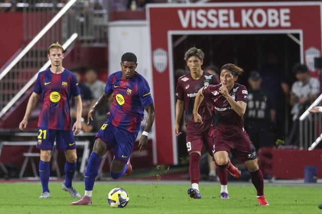 Rashford inicia una jugada de ataque en el partido frente al Vissel Kobe.