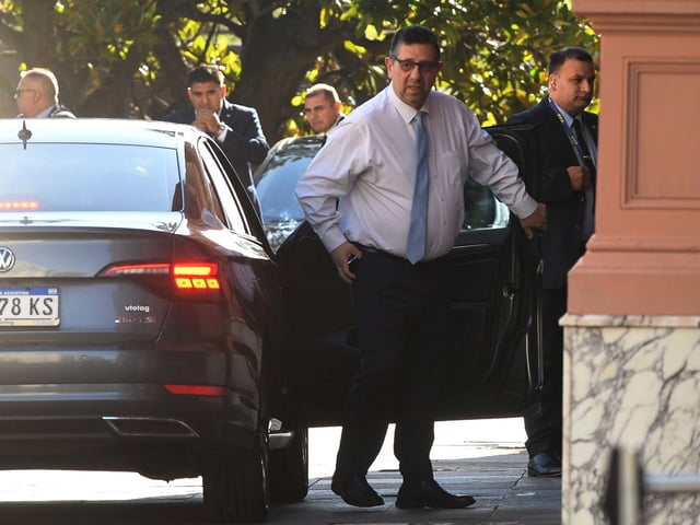 JAVIER HERRERA BRAVO - Secretario Legal y Tecnico - El presidente Javier Milei encabezó esta mañana una nueva reunión del gabinete nacional en la Casa de Gobierno, de la que participaban ministros y colaboradores. TELAM  26-12-23