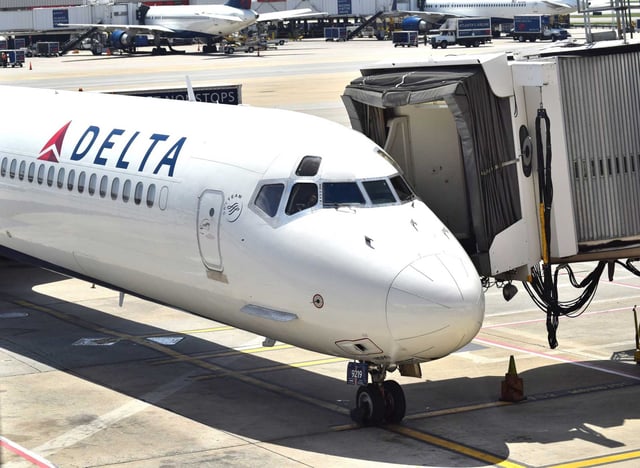 The Delta co-pilot arrested at San Francisco International Airport appeared to be a former San Ramon resident, records show. 