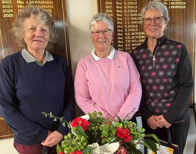 STABLEFORD: Runner-up Yvonne Shirley, sponsor Jan Shanahan and winner Sharran Waters. (Supplied)