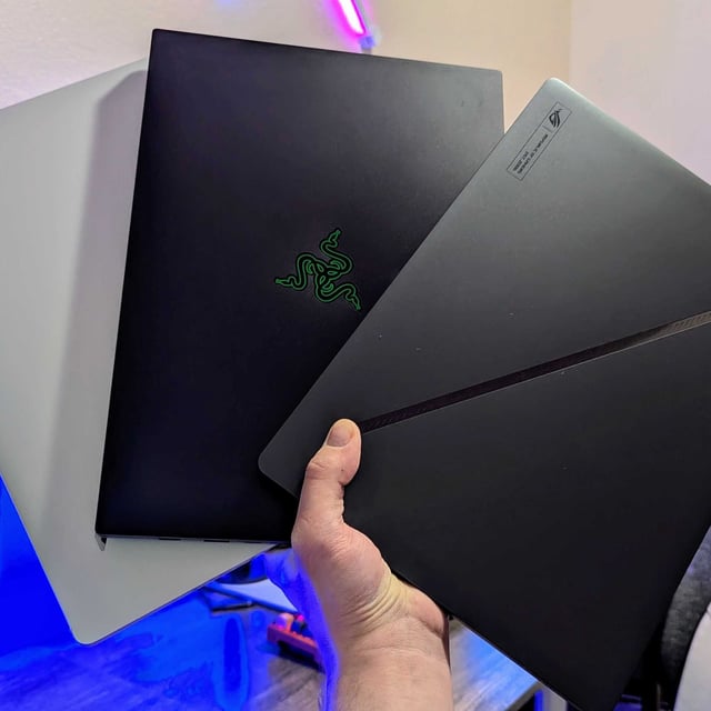 Image of the ASUS ROG Zephyrus G14 (2025) gaming laptop.