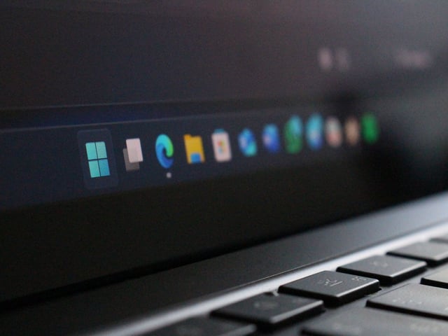 Windows 11 Taskbar