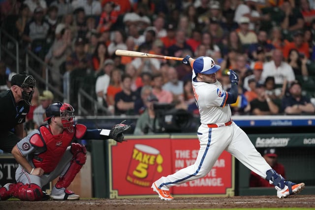 Houston Astros Taylor Trammell (26) hits the ball during the sixth inning against the Nationals at Daikin Park in Houston, Monday, July 28, 2025.