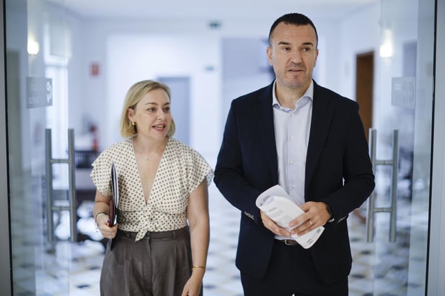 Enguix y Mompó.