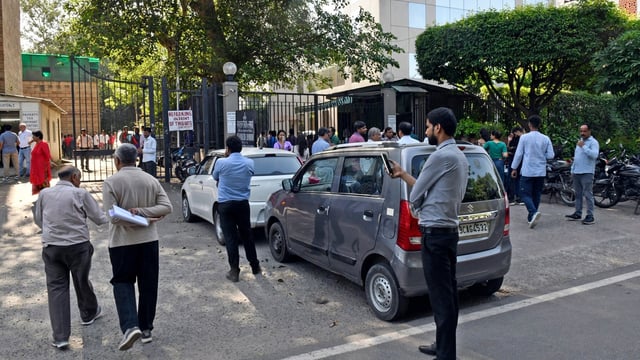 The mock drill will see participation from 11 districts in Delhi, 2 districts in Uttar Pradesh, and 6 districts in Haryana.
(File)