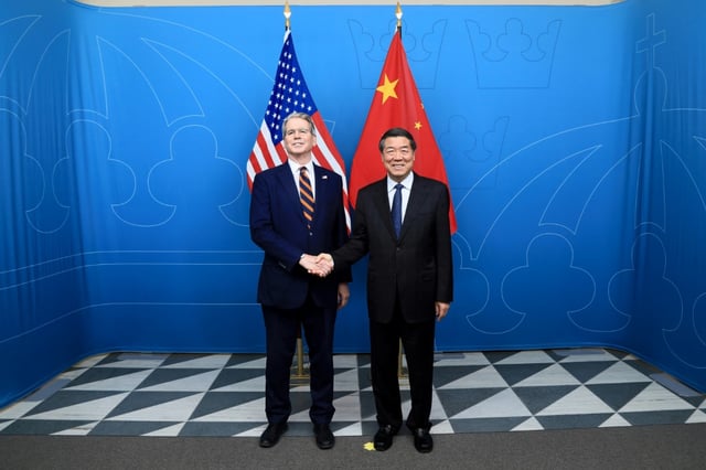 Die USA und China haben am Dienstag ihre Handelsgepräche in der schwedischen Hauptstadt Stockholm fortgesetzt. Zum Stand der Verhandlungen gab es zunächst keine Informationen. Die Gespräche hatten am Montag begonnen.
