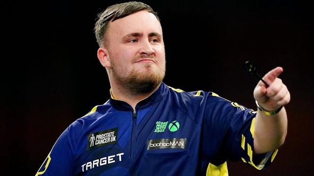 Luke Littler (18) und die deutschen Darts-Fans werden wohl keine guten Freunde mehr.