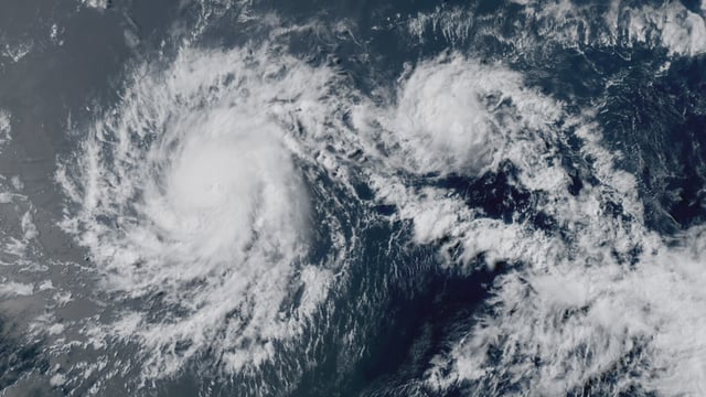 Satellite image of Hurricane Iona and Tropical Storm Keli, acquired at 0100 UTC on July 29, 2025. Credit: GOES-East, RAMMB/CIRA, The Watchers.