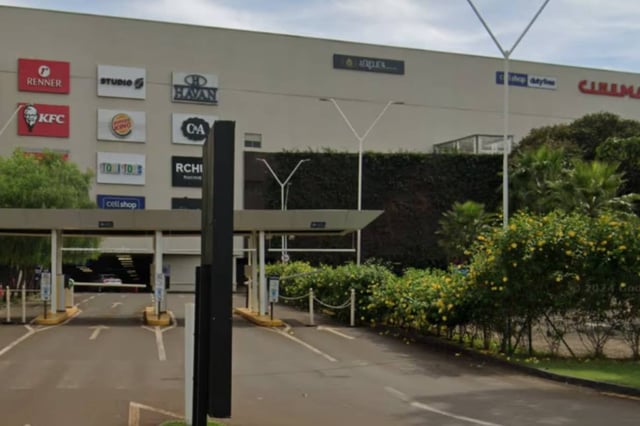 Cuatro argentinos robaron perfumes en un Free Shop, hay dos detenidos.