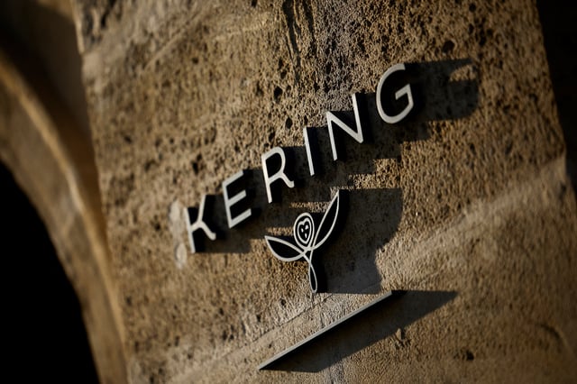 The logo of French luxury group Kering is seen at Kering headquarters in Paris, France, February 13, 2023. REUTERS/Sarah Meyssonnier/File Photo
