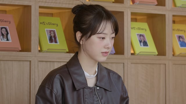 Kang Ji-su in Better Late Than Single