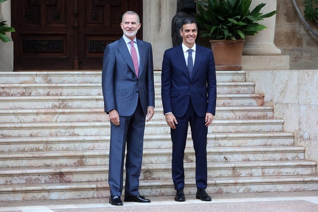 El Rey Felipe V y, Pedro Sánchez en el Palacio de Marivent.