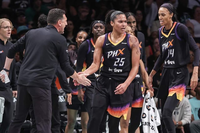 Alyssa Thomas, DeWanna Bonner - Phoenix Mercury