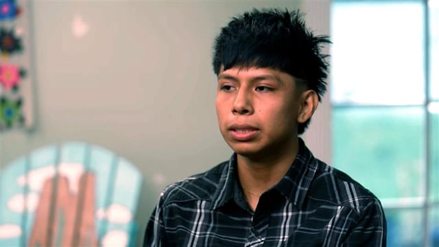 Kenny Laynez recalls being detained by ICE  in May while driving to  his landscaping job in Florida.
