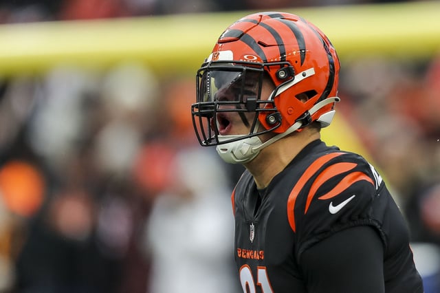 Jan 7, 2024; Cincinnati, Ohio, USA; Cincinnati Bengals defensive end Trey Hendrickson (91) runs onto the field before the game against the Cleveland Browns at Paycor Stadium. Mandatory Credit: Katie Stratman-USA TODAY Sports/File Photo