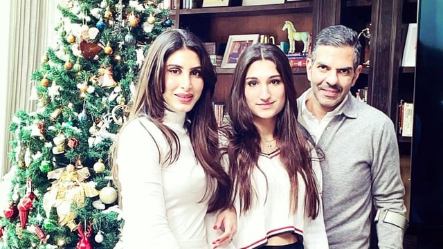 Priya Sachdev Kapur got married to Sunjay Kapur in 2017.
