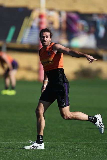 Dockers skipper Alex Pearce is closing in on a return.