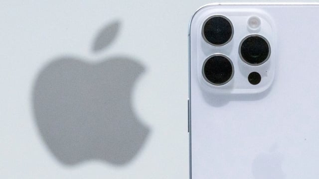 Internally, the iPhone Fold could be powered by Apple’s future-generation A20-series chip.