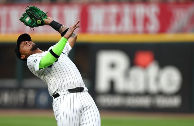 Chicago White Sox second baseman Lenyn Sosa catches a pop foul in the third inning of a game against the Philadelphia Phillies at Rate Field in Chicago on July 29, 2025.  (Chris Sweda/Chicago Tribune)