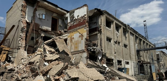 L'établissement pénitentiaire de Bilenke, dans le sud de l'Ukraine, détruit par un bombardement russe le 29 juillet 2025