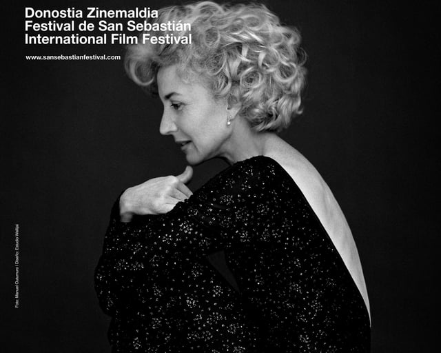 La actriz Marisa Paredes en el cartel de la 73º edición del Festival de Cine de San Sebastián.