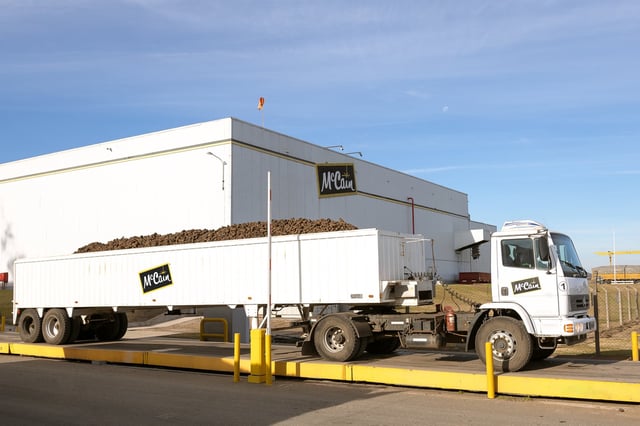 La canadiense McCain llegó al país en la década del &#39;90 y ahora está anunciando una inversión de US$100 millones en su planta de Balcarce