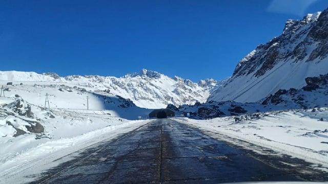 Paso Cristo Redentor: la ruta 7 con la nieve en Alta Montaña