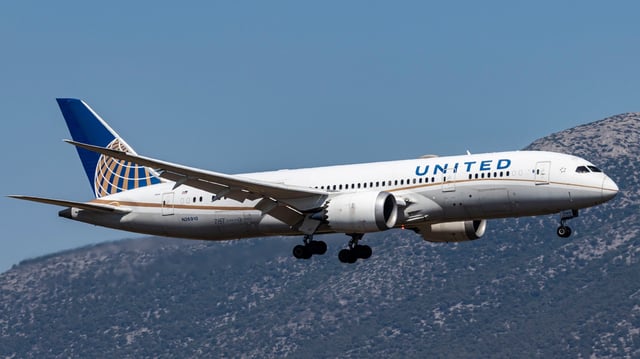 A United Airlines Boeing 787 Dreamliner aircraft was forced to make an emergency landing on July 25 after one of its engines failed shortly after takeoff from Washington Dulles International Airport.