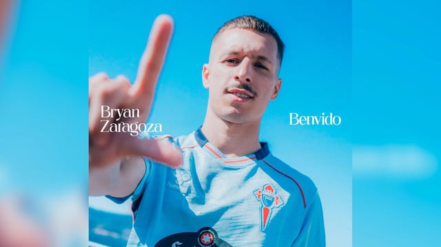 Bryan Zaragoza, con la camiseta del Celta.