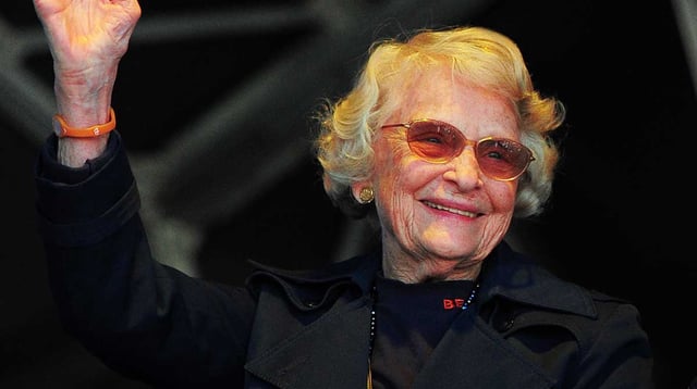 October 22, 2011; London, ENGLAND; Chicago Bears owner Virginia McCaskey waves during the 2011 NFL International Series fan rally at Trafalgar Square. Mandatory Credit: Kyle Terada-Imagn Images