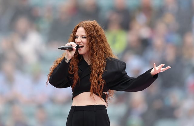 LONDON, ENGLAND - APRIL 27:  Jess Glynne performs ahead of the Gallagher Premiership Rugby match between Harlequins and Northampton Saints at Twickenham Stadium on April 27, 2024 in London, England. (Photo by Warren Little/Getty Images)