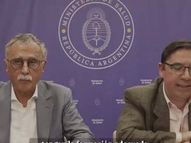El ministro de Salud, Mario Lugones, y Alejandro Álvarez, subsecretario de Políticas Universitarias.