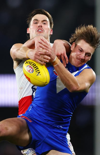 Wil Dawson competes with Sam Darcy. Mark Stewart
