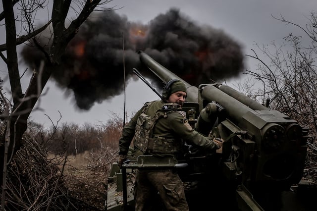 A serviceman of 24th Mechanized brigade named after King Danylo of the Ukrainian Armed Forces fires a 2s5 "Hyacinth-s" self-propelled howitzer towards Russian troops at a front line, amid Russia's attack on Ukraine, near the town of Chasiv Yar in Donetsk region, Ukraine November 18, 2024. Oleg Petrasiuk/Press Service of the 24th King Danylo Separate Mechanized Brigade of the Ukrainian Armed Forces/Handout via REUTERS/File Photo