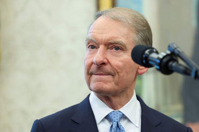 Chairman of the Securities and Exchange Commission (SEC) Paul Atkins looks on during his swearing-in ceremony, at the White House in Washington, D.C., U.S., April 22, 2025. REUTERS/Kevin Lamarque/File photo