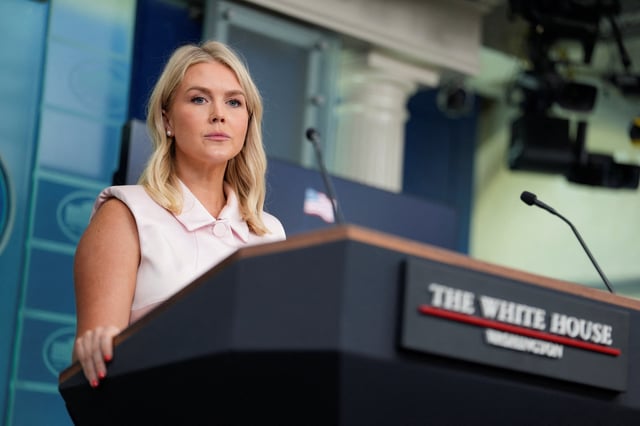 White House Press Secretary Karoline Leavitt holds a press briefing at the White House in Washington, D.C., U.S., July 23, 2025. REUTERS/Kent Nishimura/File Photo