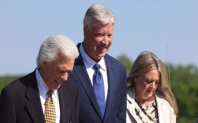 Gateway Church founder Robert Morris enters the Osage County Courthouse in Pawhuska, Oklahoma, accompanied by his wife, Debbie Morris, and his attorney, Mack Martin, on May 9, 2025.