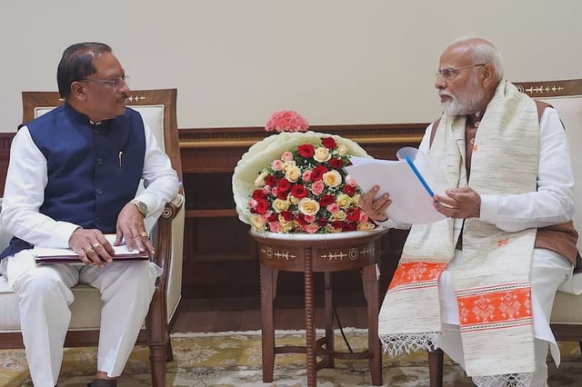 Chhattisgarh Chief Minister Vishnu Deo Sai met Prime Minister Narendra Modi (photo:SNS)