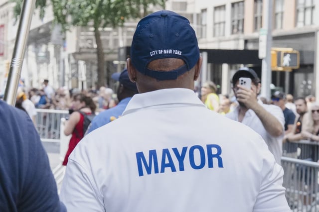 Mayor Adams announced his run as an independent one day after a judge dismissed corruption charges against him.