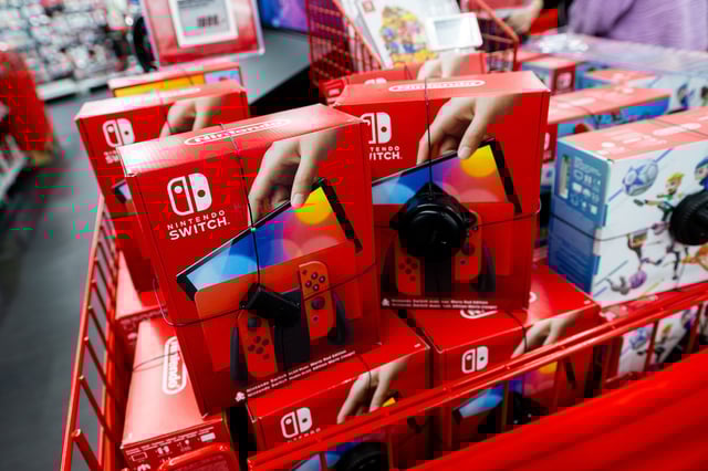 GDANSK, POLAND - 2023/12/08: Nintendo Switch gaming consoles seen at the shopping mall in Gdansk. (Photo by Mateusz Slodkowski/SOPA Images/LightRocket via Getty Images)