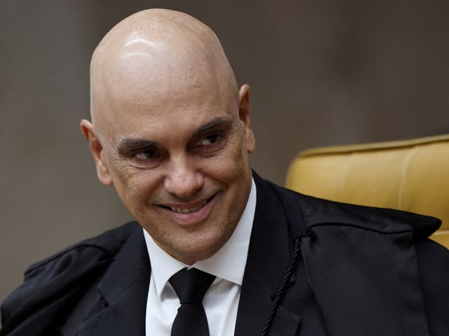 Brazil's Supreme Court Judge Alexandre de Moraes attends a session of the Supreme Court in Brasilia, Brazil, August 1, 2025. RETUERS/Adriano Machado
