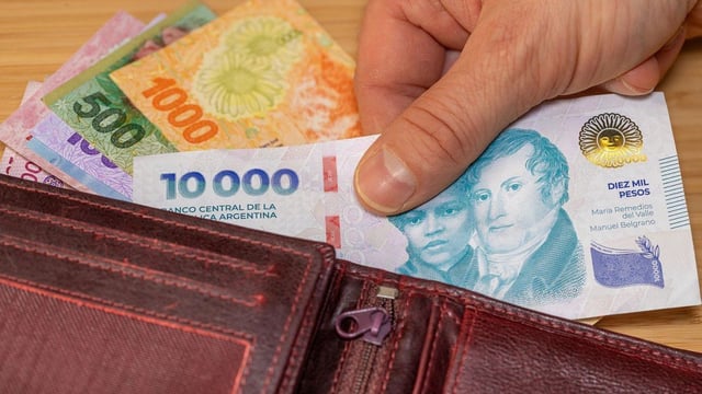 Los salarios siguen por debajo de la inflación en muchos casos. 