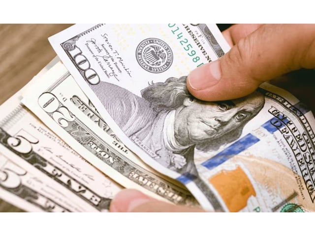 Dólar hoy: ¿A cuánto cotizan el oficial y el blue?