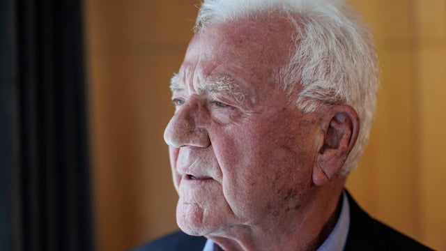 Ontario business magnate Frank Stronach, who already faces over a dozen criminal charges related to sexual assault, now faces new allegations in a civil lawsuit related to a corporate party in 1986. He has denied all allegations.