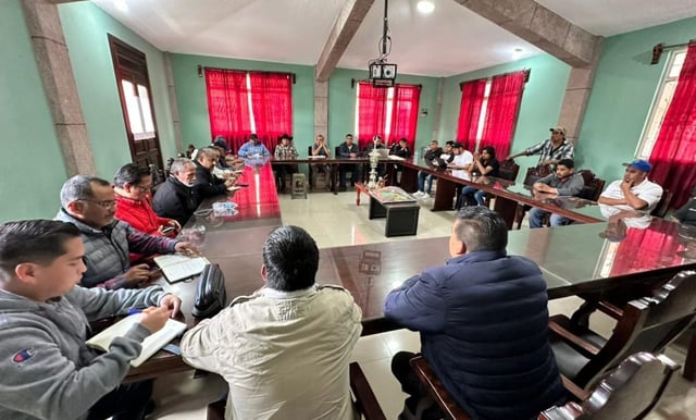 Mantiene Segob mesa de diálogo con comunidad de Nurio, Paracho