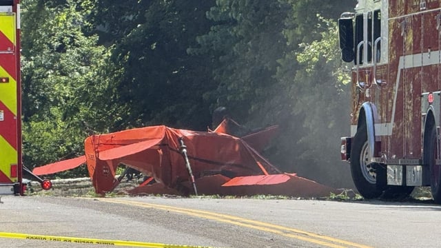 A small plane crashed near Maplewood Park in Rochester. (Photo: @StevenPappasTV/X)