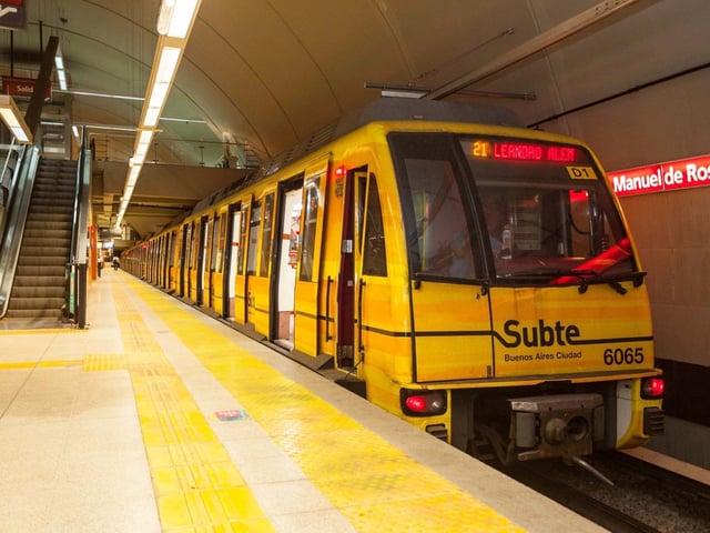 Nuevo anuncio de paro de subte para el lunes