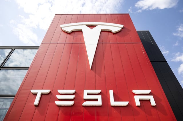 Jurado ordena a Tesla pagar 329 millones de dólares por accidente fatal con su autopiloto