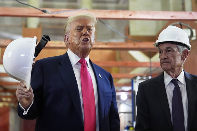 Trump Calls on Federal Reserve Board to Wrest Full Control of Central Bank From Fed Chair Powell