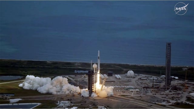 La tripulación esta conformada por Zena Cardman y Mike Fincke de la NASA, Kimiya Yui de la Agencia Japonesa de Exploración Aeroespacial (JAXA), y por el cosmonauta de Roscosmos, Oleg Platonov. 